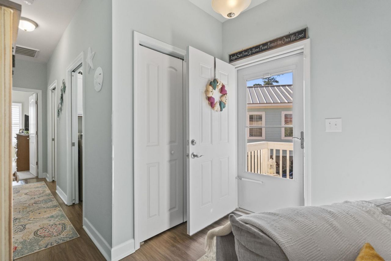 4408 Grande Harbour Blvd. Photo 4