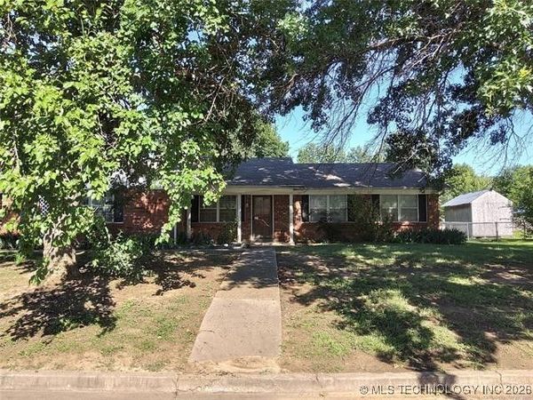 11727 N 103rd East Avenue , Owasso, OK 74055