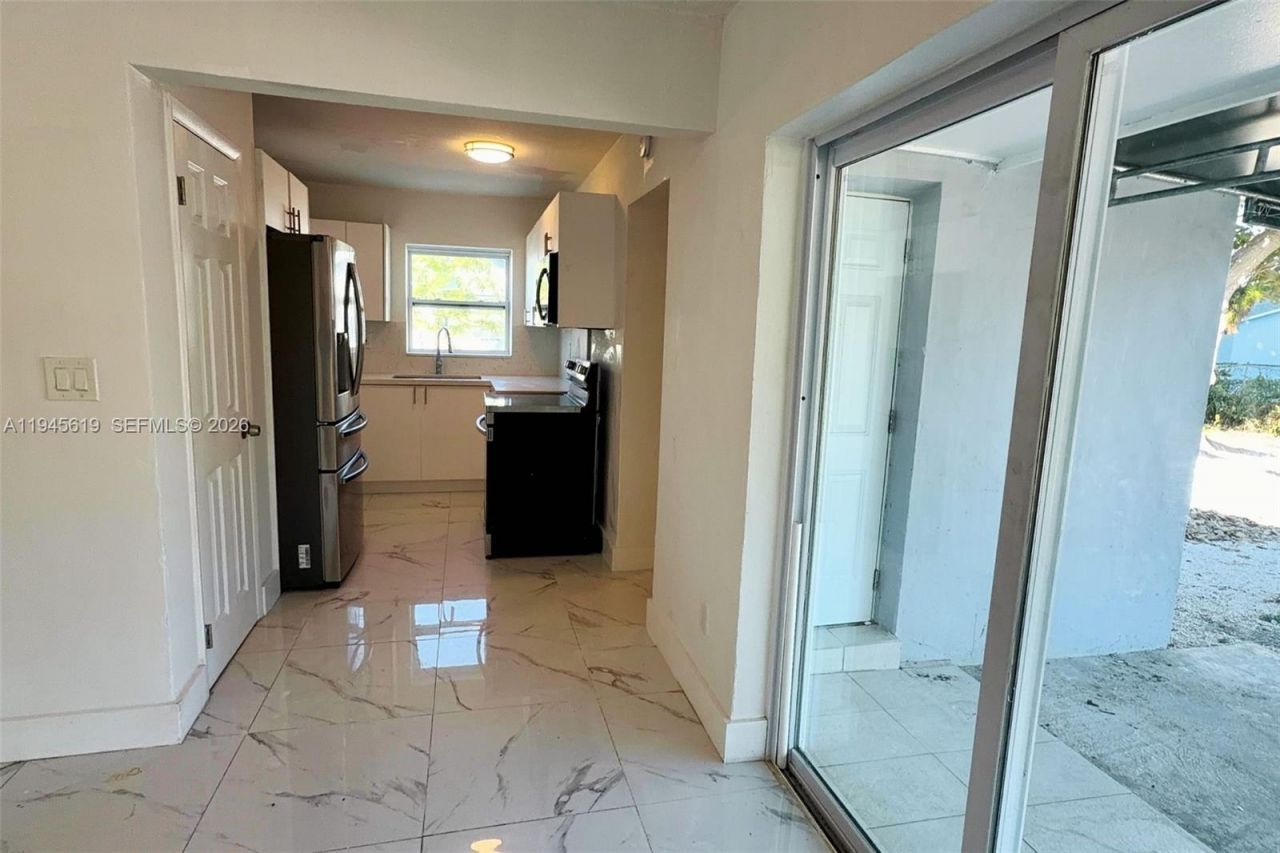 14313 SW 110th Ave, Miami, FL 33176 Photo