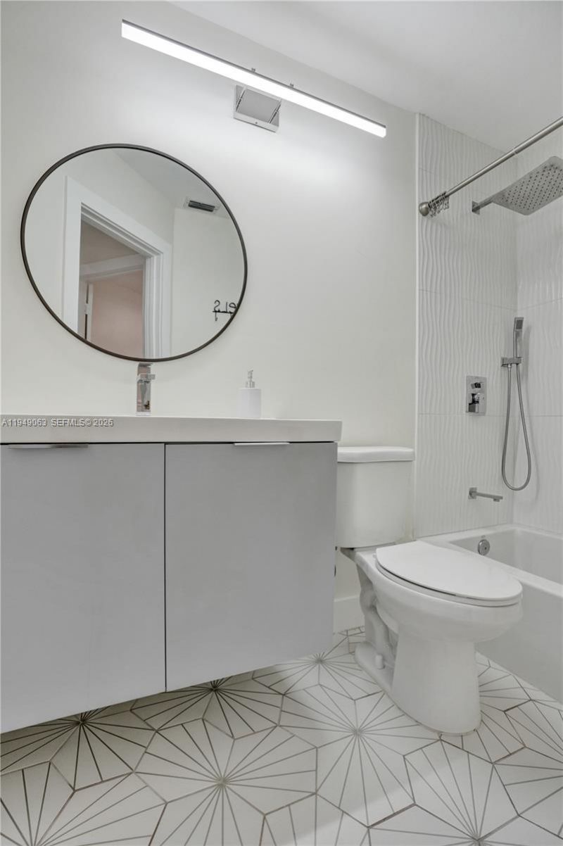 155 Love Cres, Royal Palm Beach, FL 33411 Photo