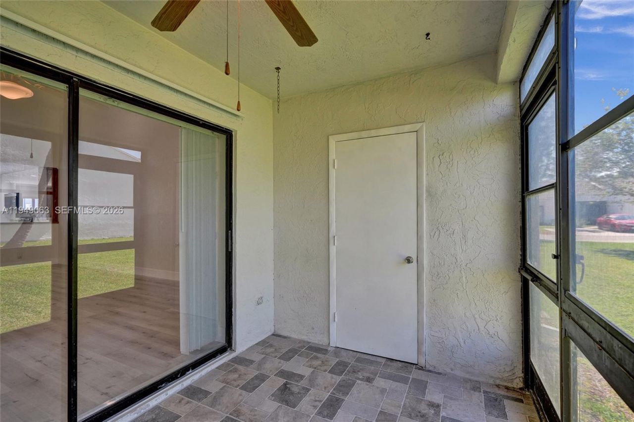 155 Love Cres, Royal Palm Beach, FL 33411 Photo