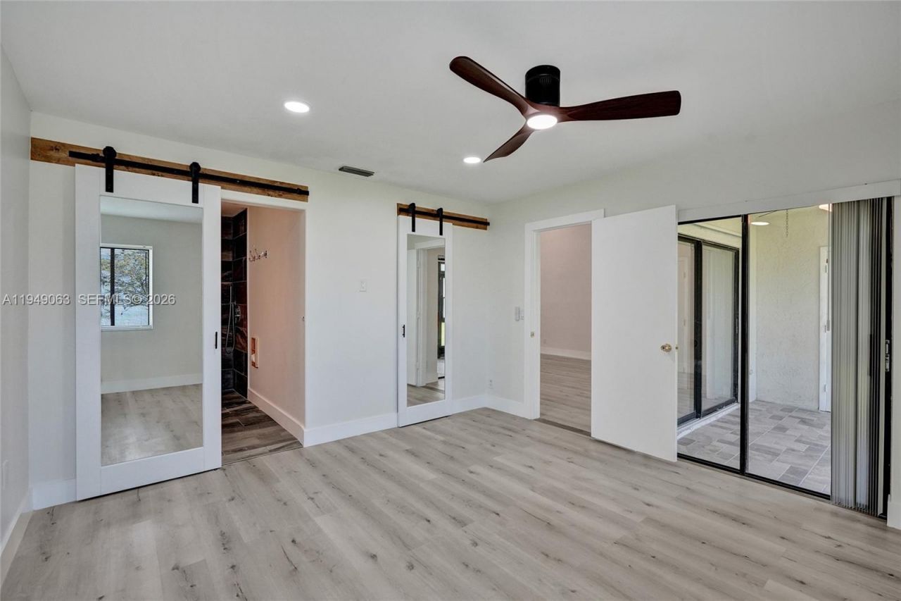 155 Love Cres, Royal Palm Beach, FL 33411 Photo