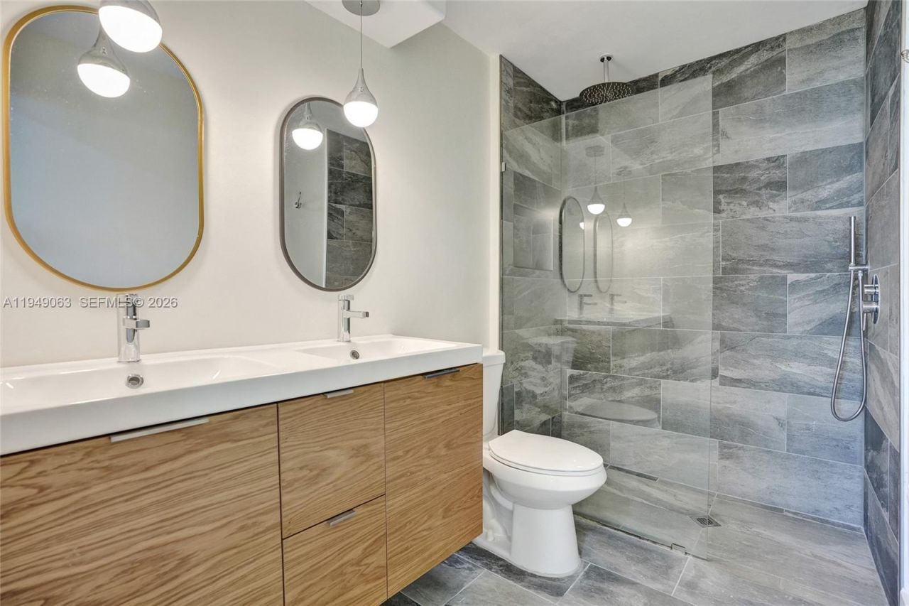 155 Love Cres, Royal Palm Beach, FL 33411 Photo