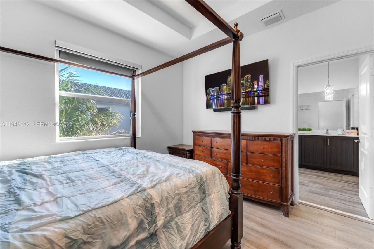 2614 SE 13th St, Homestead, FL 33035 Photo