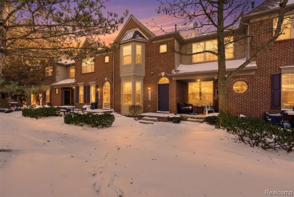 41260 Maplewood Drive, Canton, MI 48187 Main Photo