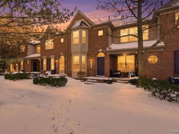 41260 Maplewood Drive, CANTON, MI 48187