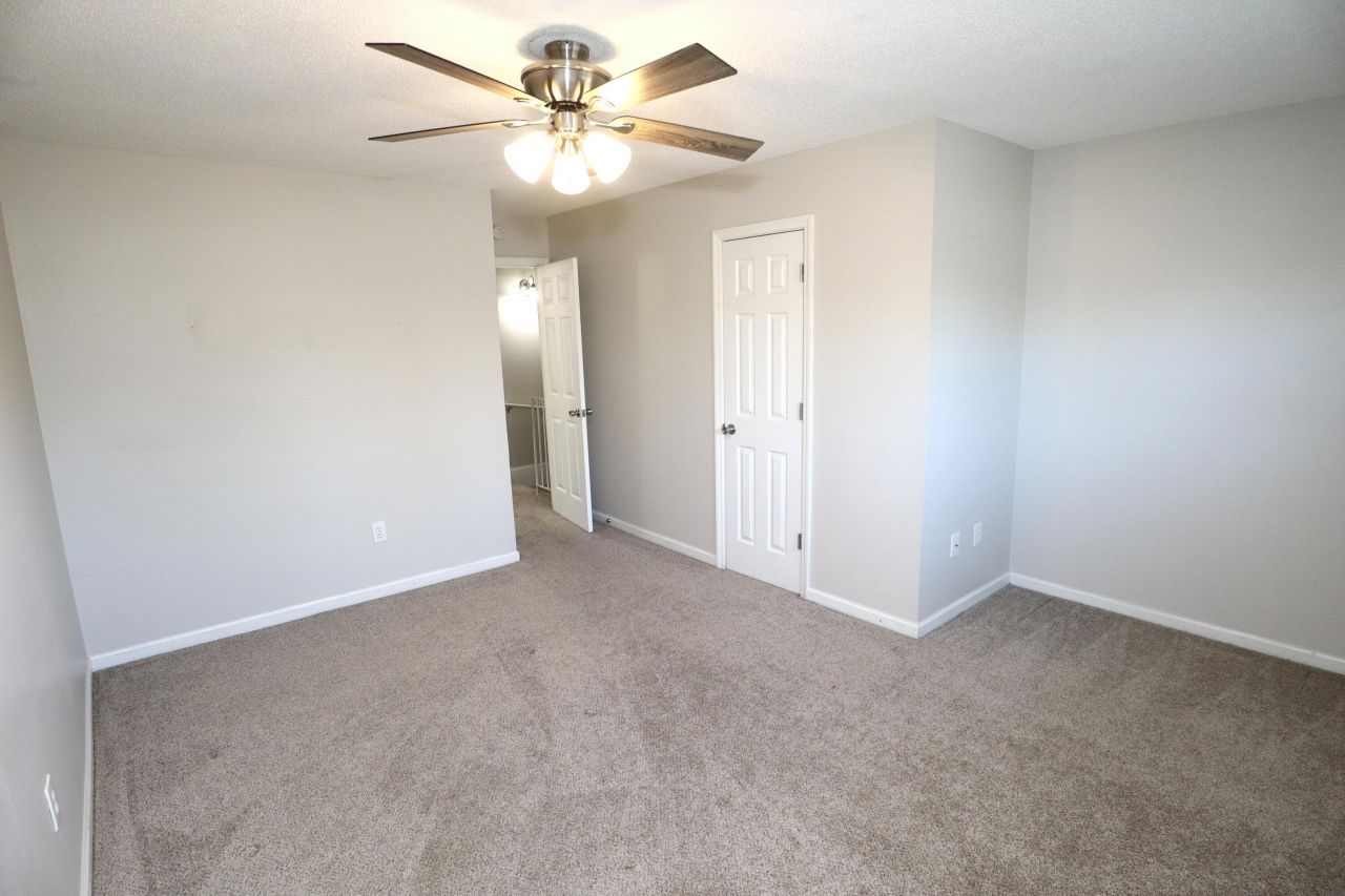 1721 Boone Hall Drive Photo 9