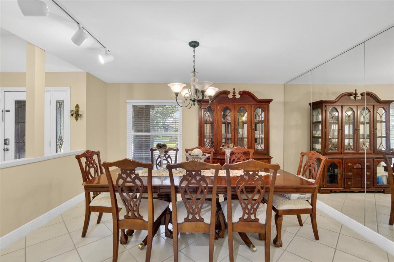 133 Barrington Drive, Brandon, FL 33511 Photo