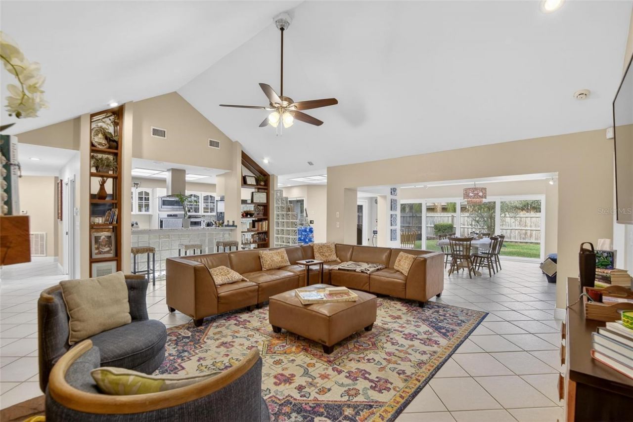 133 Barrington Drive, Brandon, FL 33511 Photo