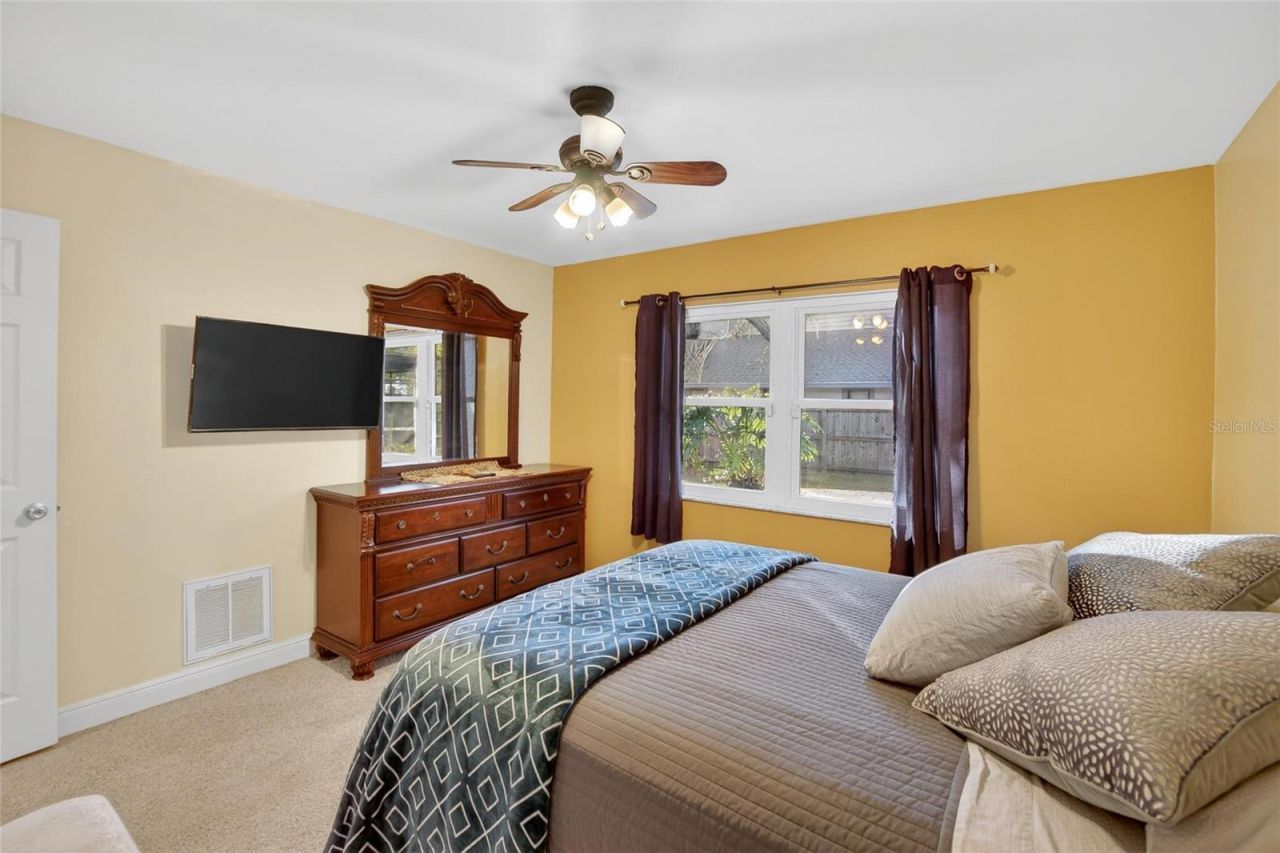 133 Barrington Drive, Brandon, FL 33511 Photo