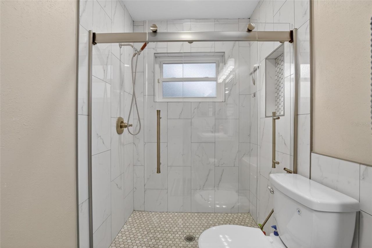 133 Barrington Drive, Brandon, FL 33511 Photo