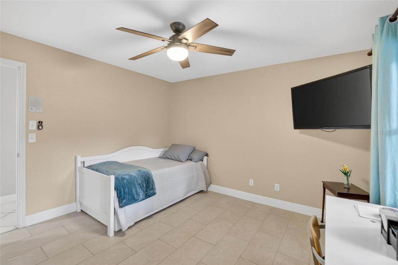 133 Barrington Drive, Brandon, FL 33511 Photo