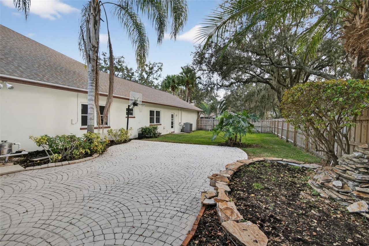 133 Barrington Drive, Brandon, FL 33511 Photo