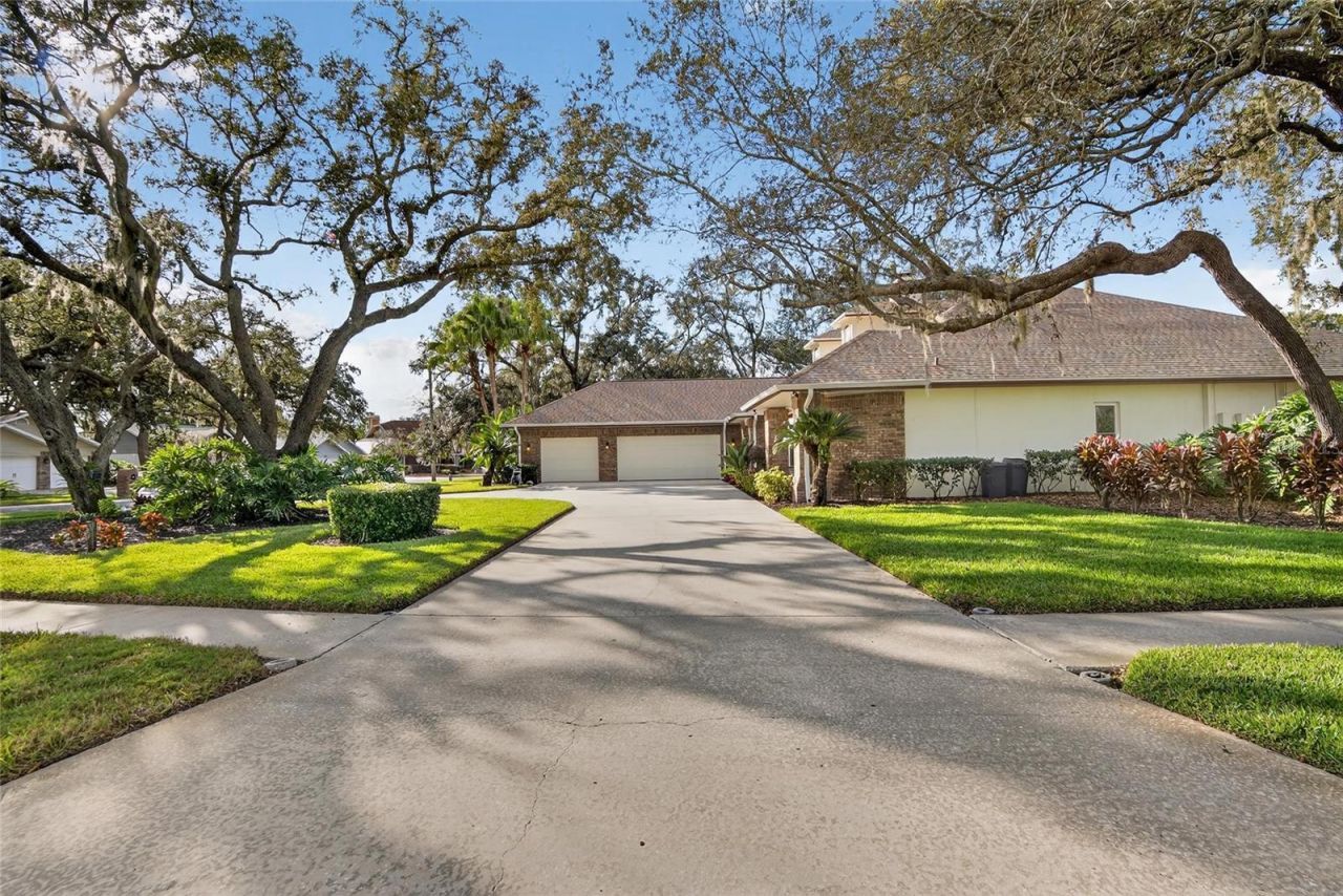 133 Barrington Drive, Brandon, FL 33511 Photo