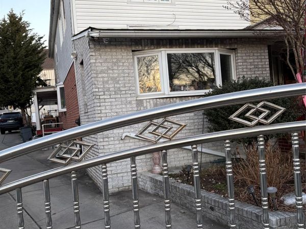 90-23 184th Street, Hollis, NY 11423