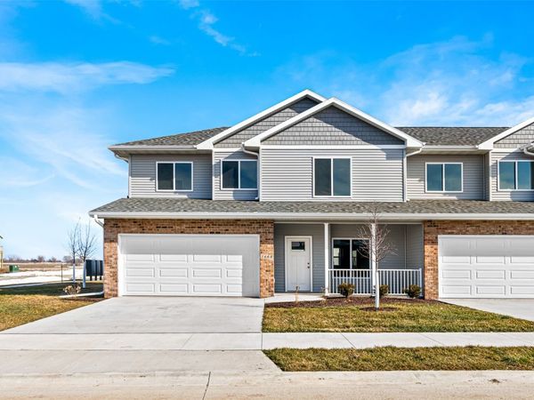 1650 Aspen Court, North Liberty, IA 52317
