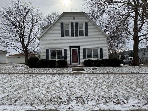 207 W Marion Street, Sigourney, IA 52591