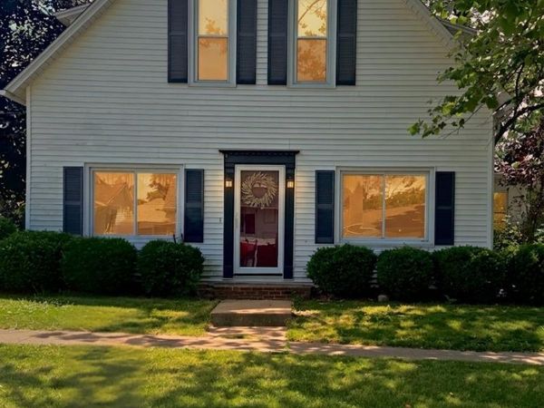 207 W Marion Street, Sigourney, IA 52591
