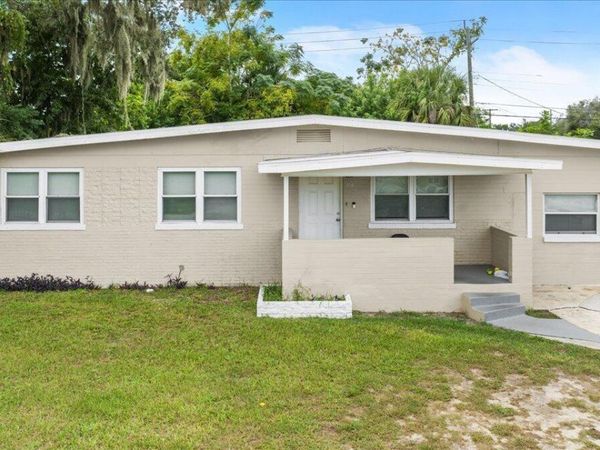 856 Essex Road, Daytona Beach, FL 32117