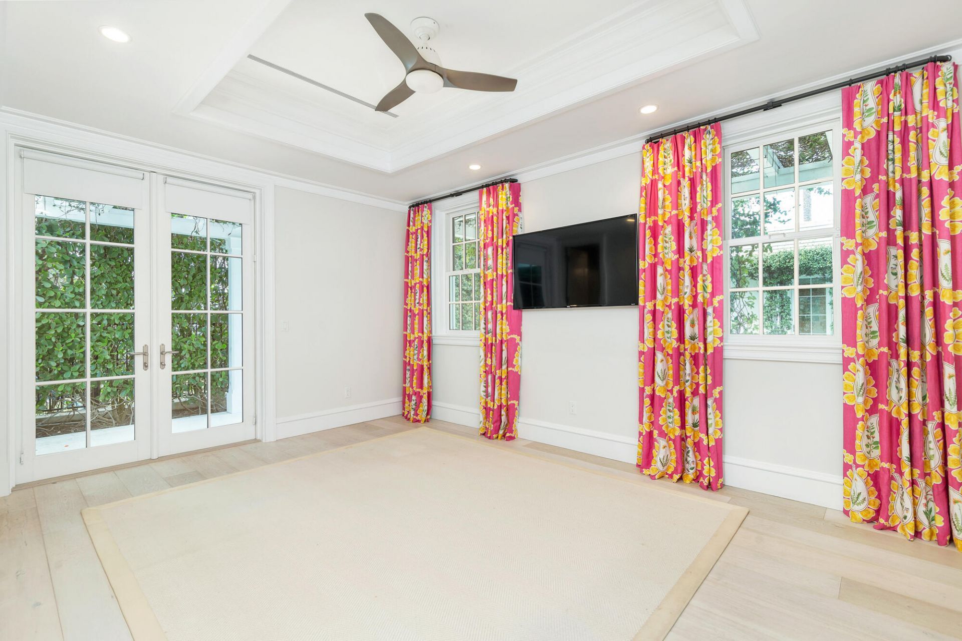 216 Sandpiper Drive, Palm Beach, FL 33480 Photo