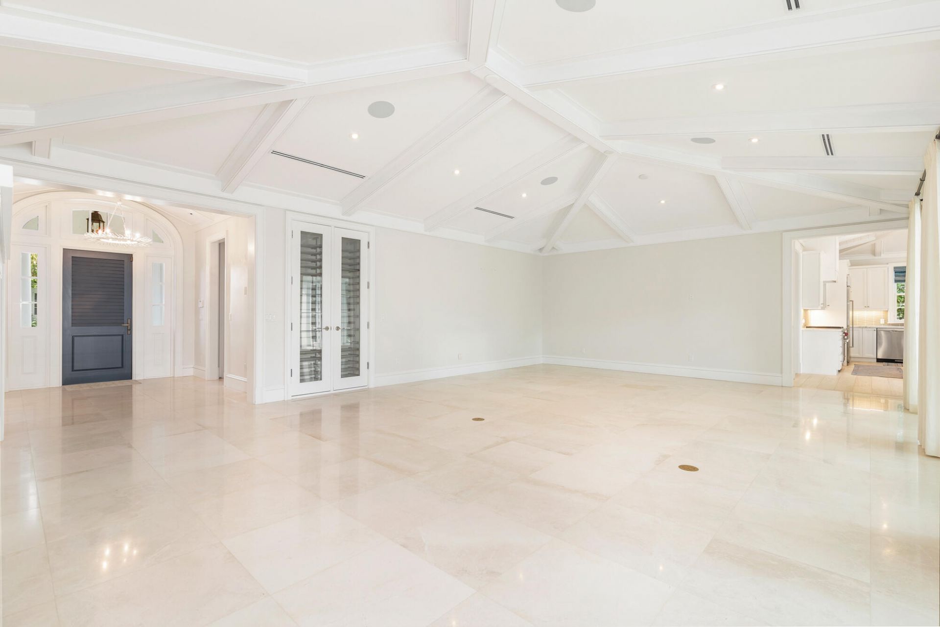 216 Sandpiper Drive, Palm Beach, FL 33480 Photo