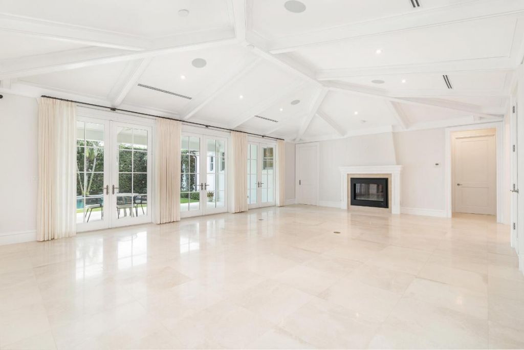 216 Sandpiper Drive, Palm Beach, FL 33480 Photo