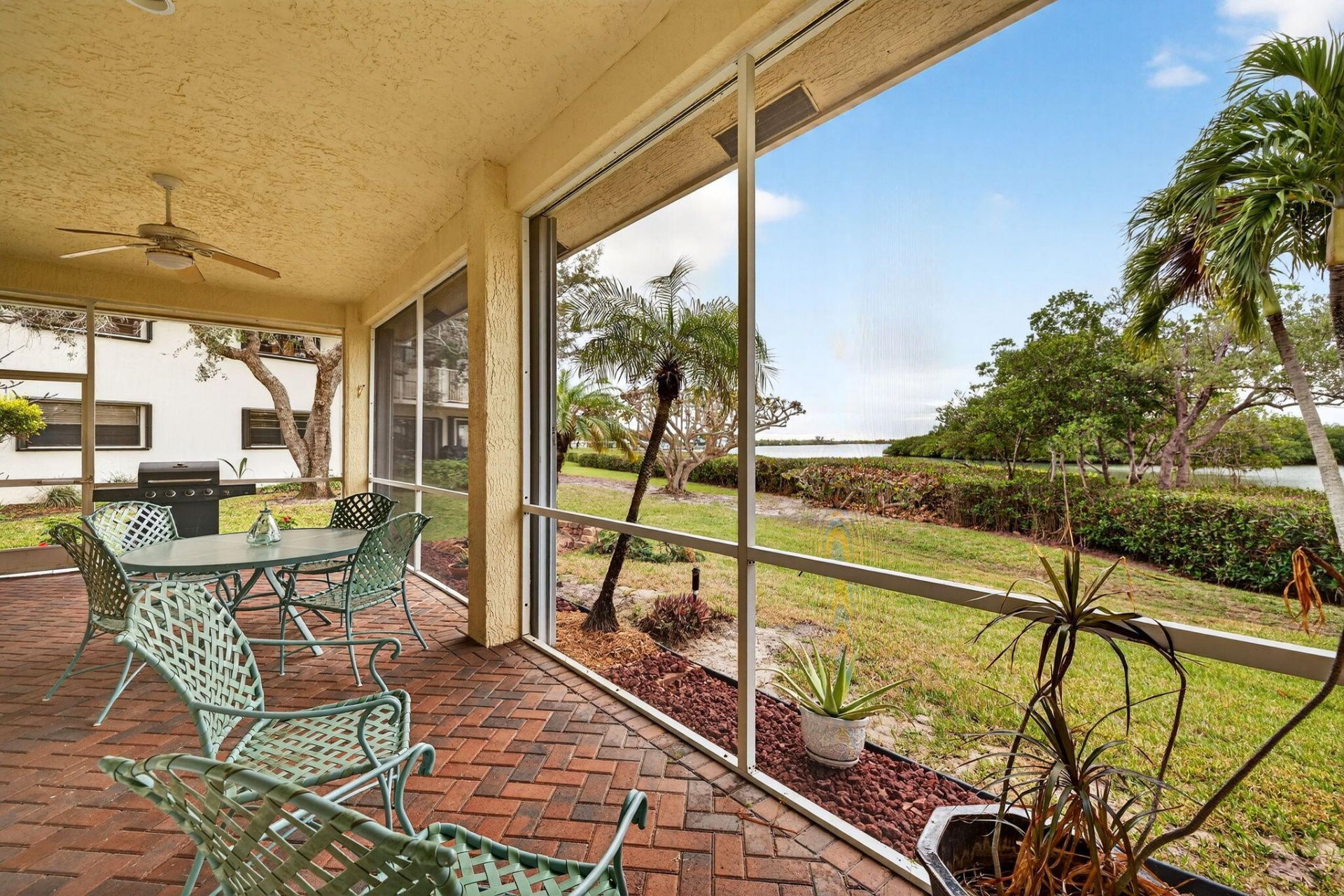 3305 Caracal Drive, Fort Pierce, FL 34949 Photo