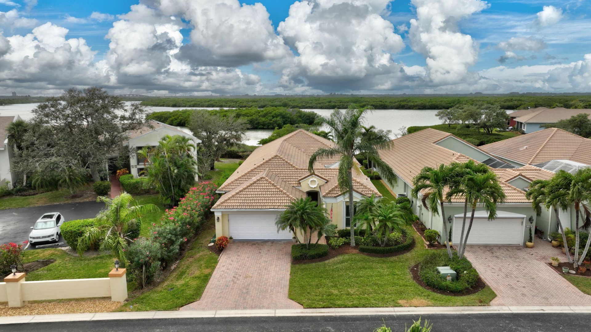 3305 Caracal Drive, Fort Pierce, FL 34949 Photo