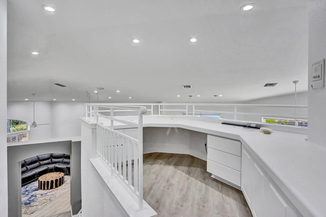 6631 NW 43rd Terrace, Boca Raton, FL 33496 Photo