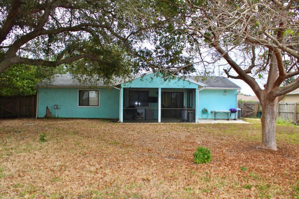 2533 SE Grand Drive, Port Saint Lucie, FL 34952 Photo