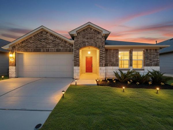 218 Sickle LOOP, Kyle, TX 78640