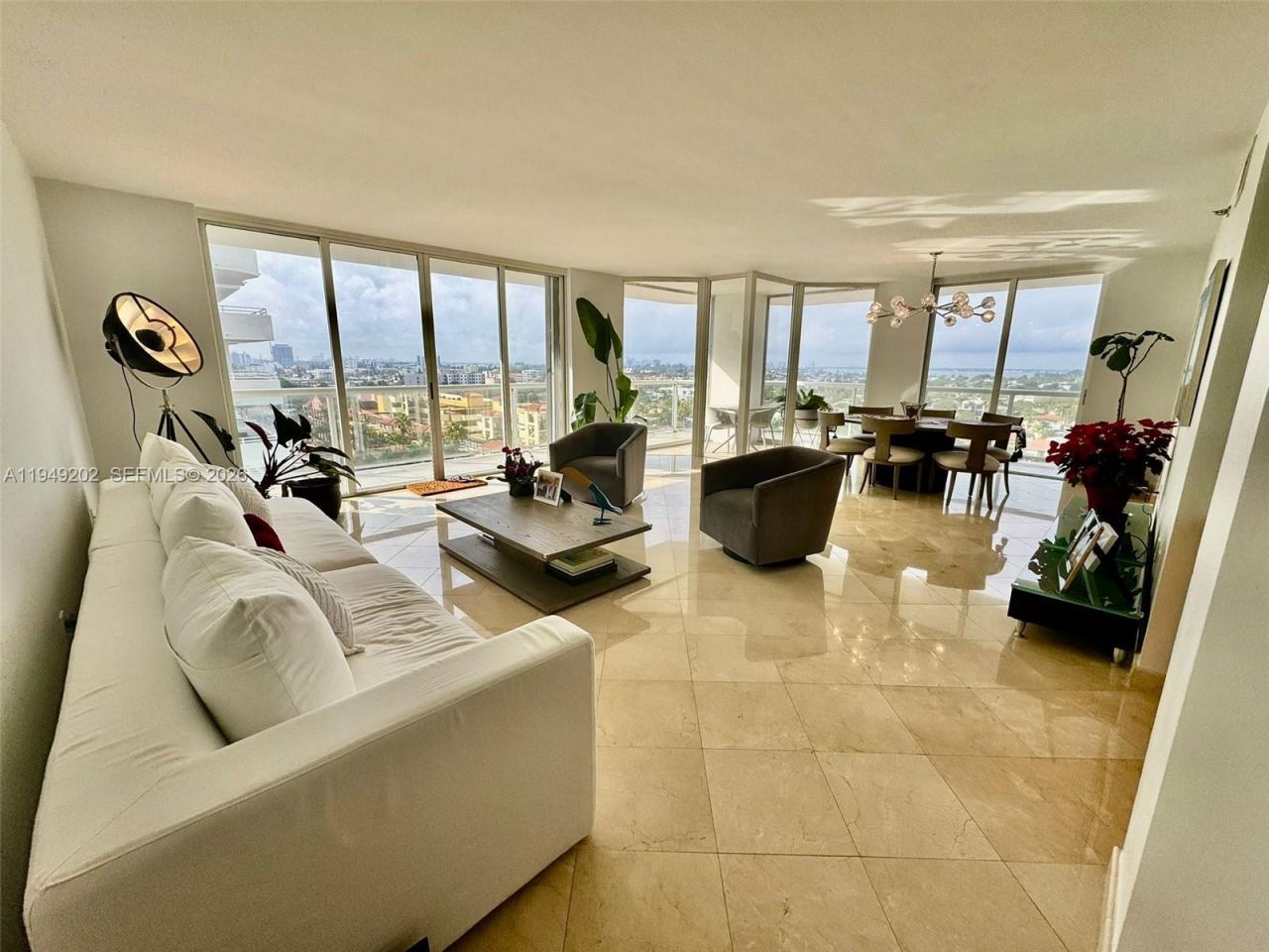 8925 Collins Ave, Unit 9G, Surfside, FL 33154 Photo