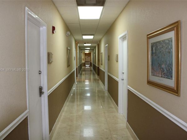 Unit 107, Miami Lakes, FL 33016