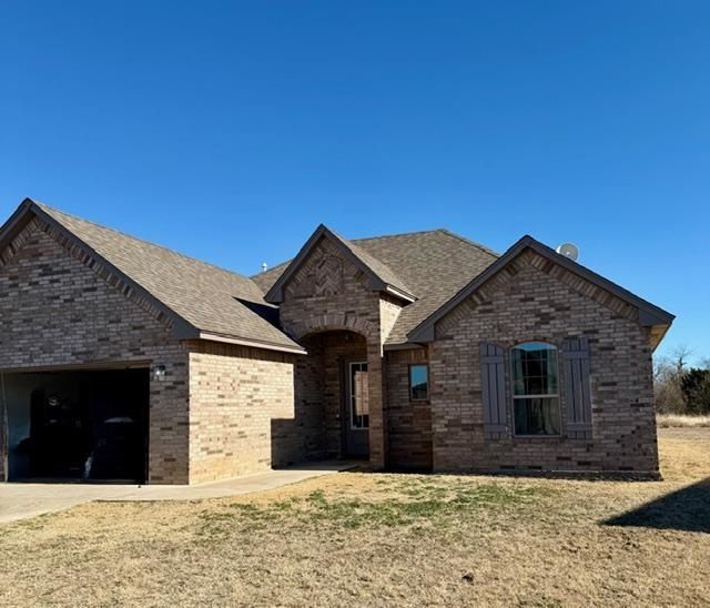 433 N Creekside Dr, Cache, OK 73527 Main Photo