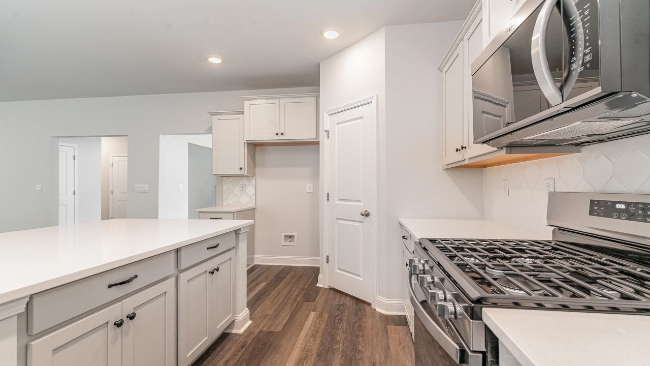 214 Bantry Ln. Photo 10