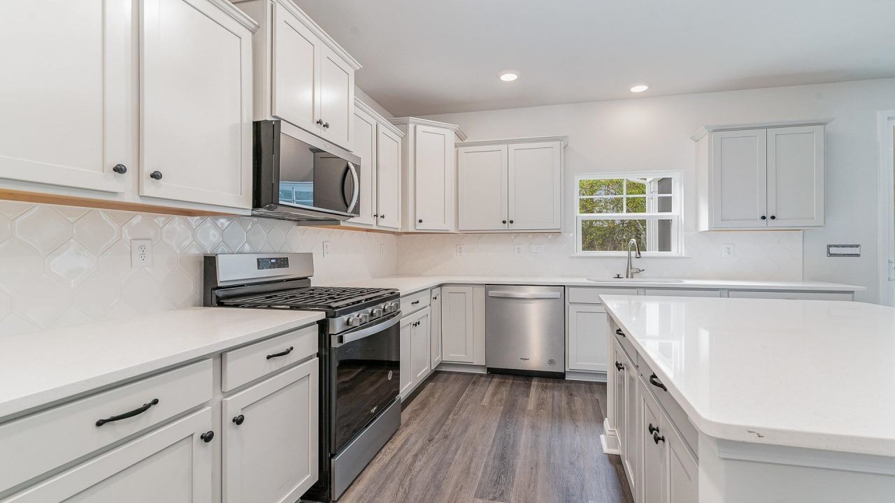 214 Bantry Ln. Photo 9