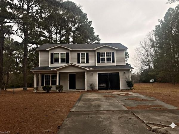 6800 Woodmark Drive, Fayetteville, NC 28314
