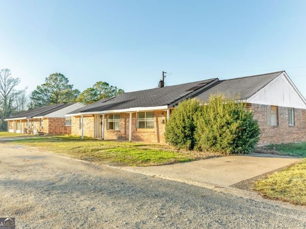 655 N Washington Avenue, Talbotton, GA 31827