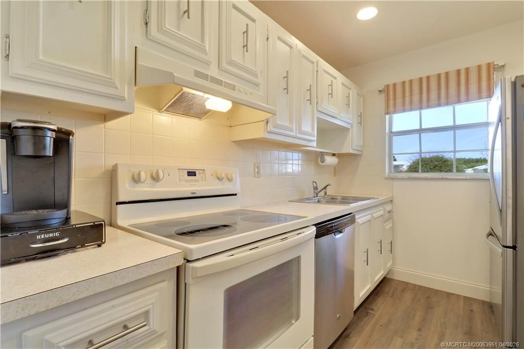 211 Manatee Lane, Unit D, Fort Pierce, FL 34982 Photo