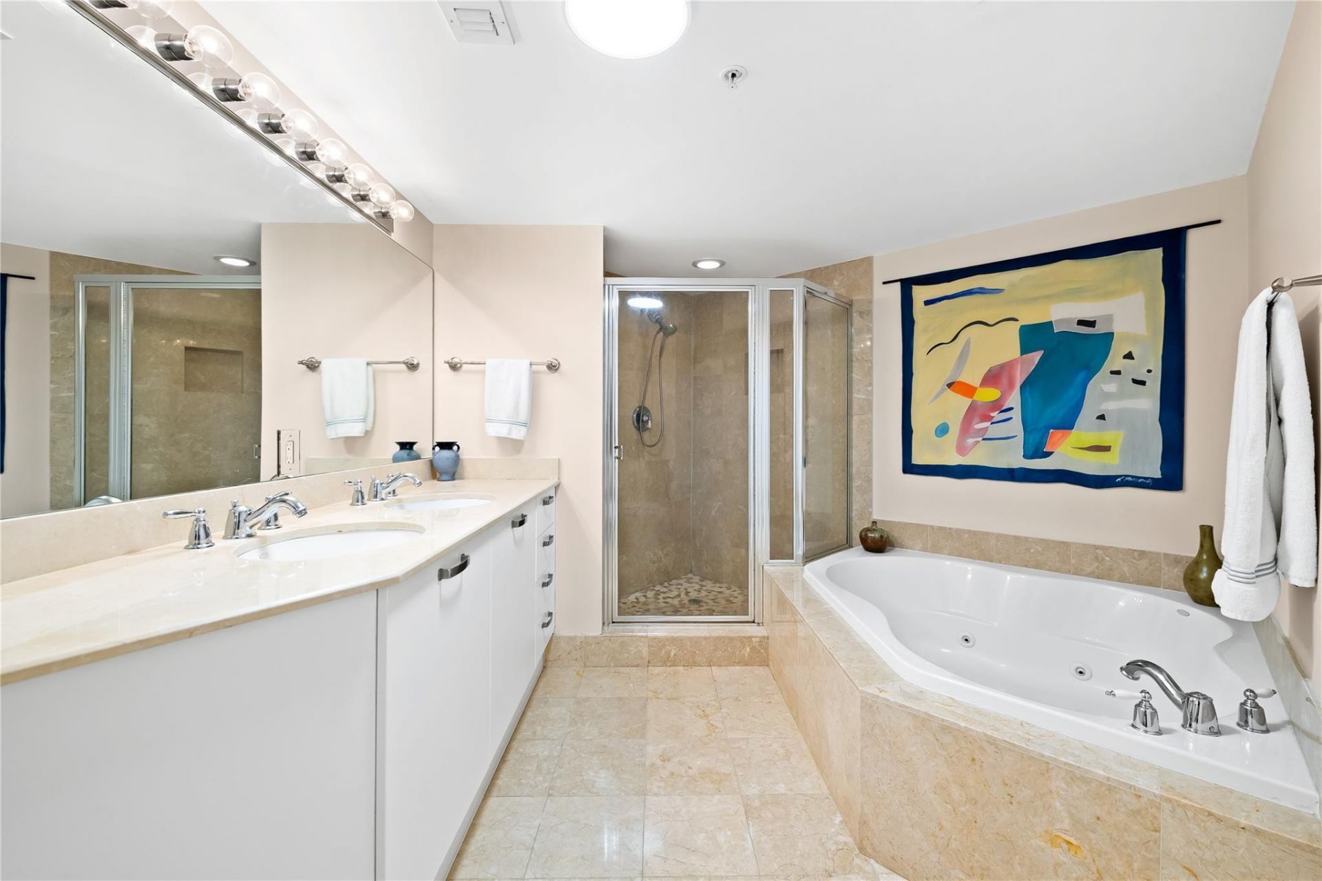 2011 N Ocean Boulevard, Unit 504, Fort Lauderdale, FL 33305 Photo