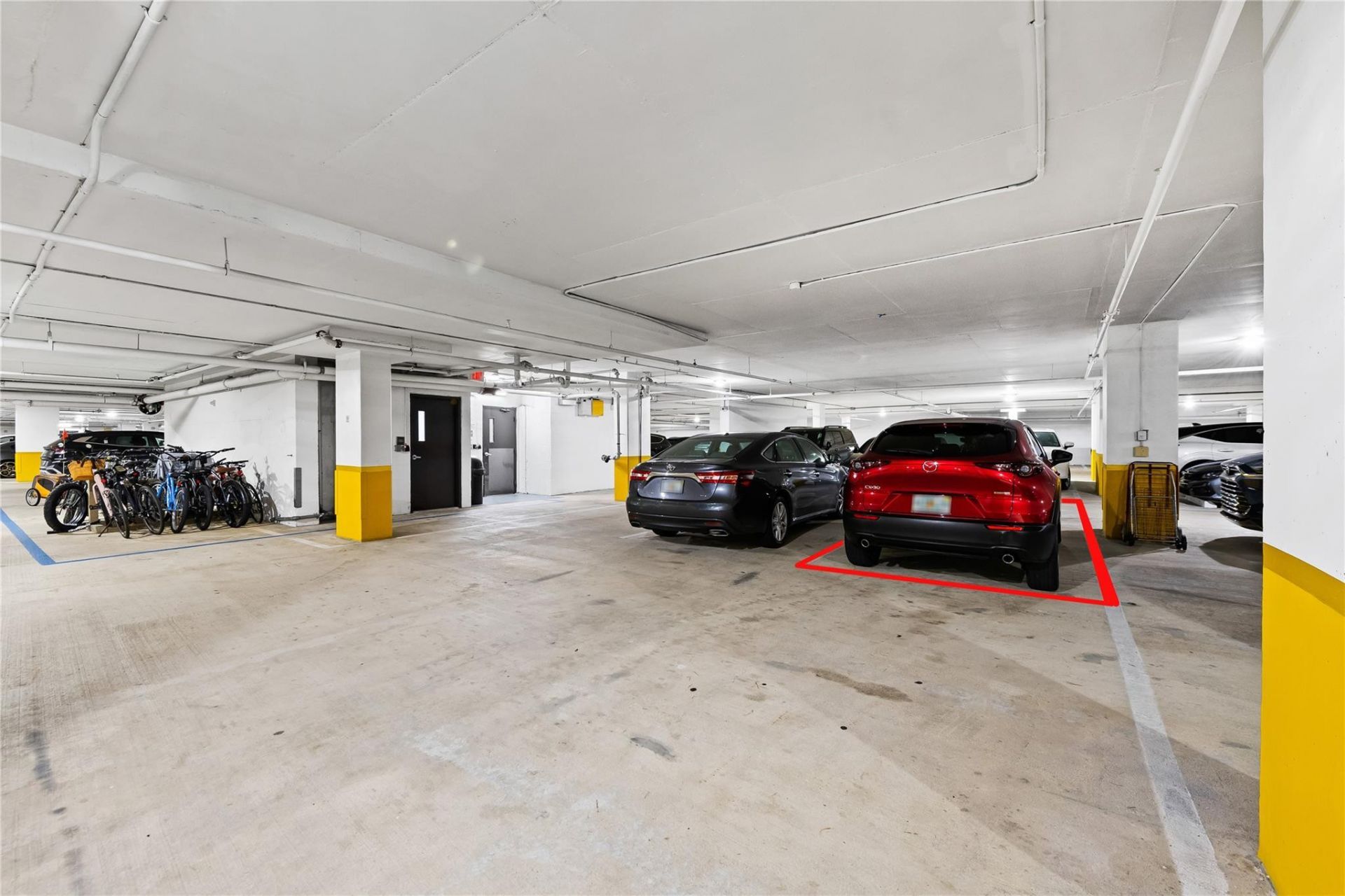 2011 N Ocean Boulevard, Unit 504, Fort Lauderdale, FL 33305 Photo