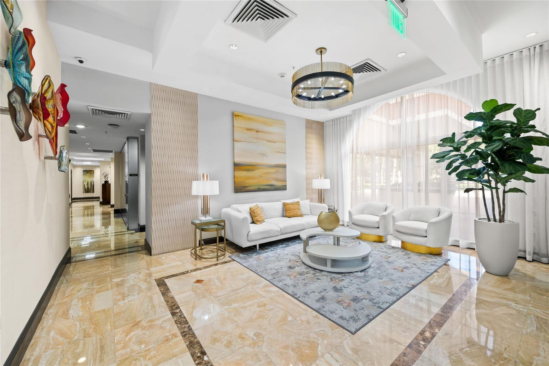 2011 N Ocean Boulevard, Unit 504, Fort Lauderdale, FL 33305 Photo