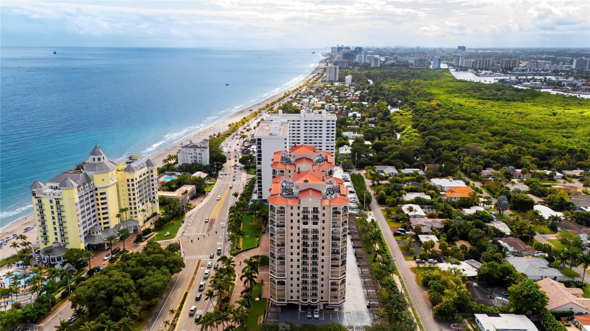 2011 N Ocean Boulevard, Unit 504, Fort Lauderdale, FL 33305 Photo