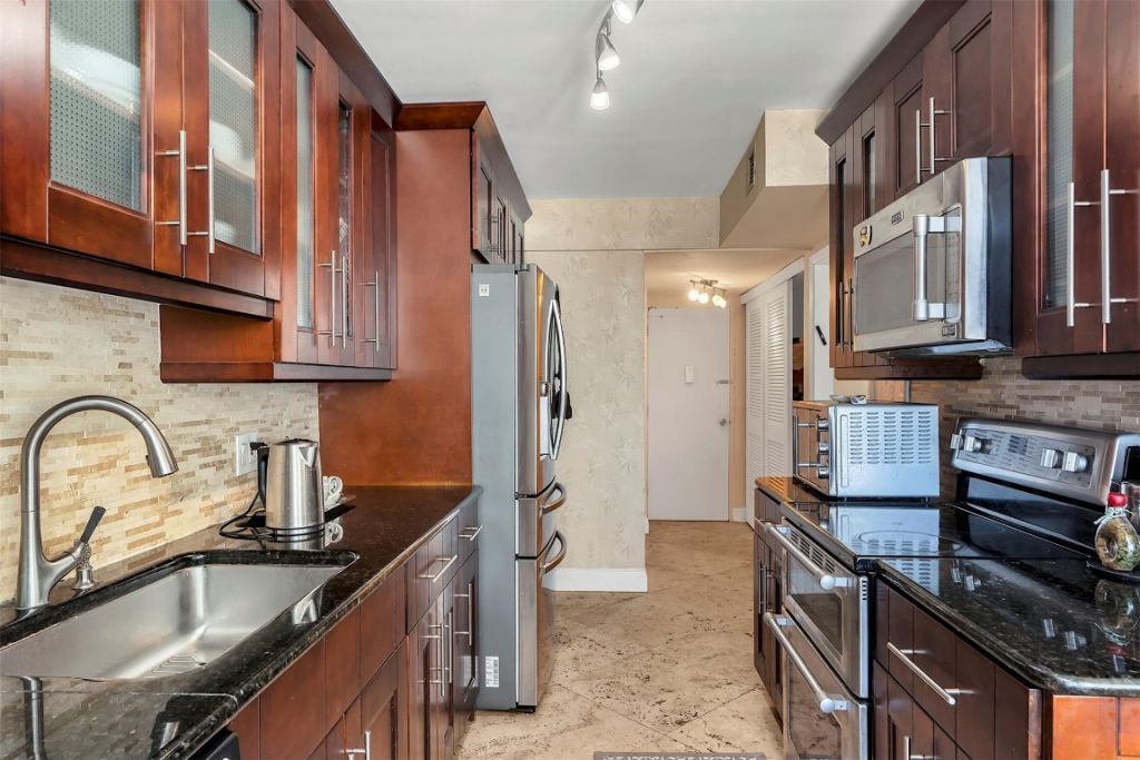 4300 N Ocean Boulevard, Unit 4F, Fort Lauderdale, FL 33308 Photo