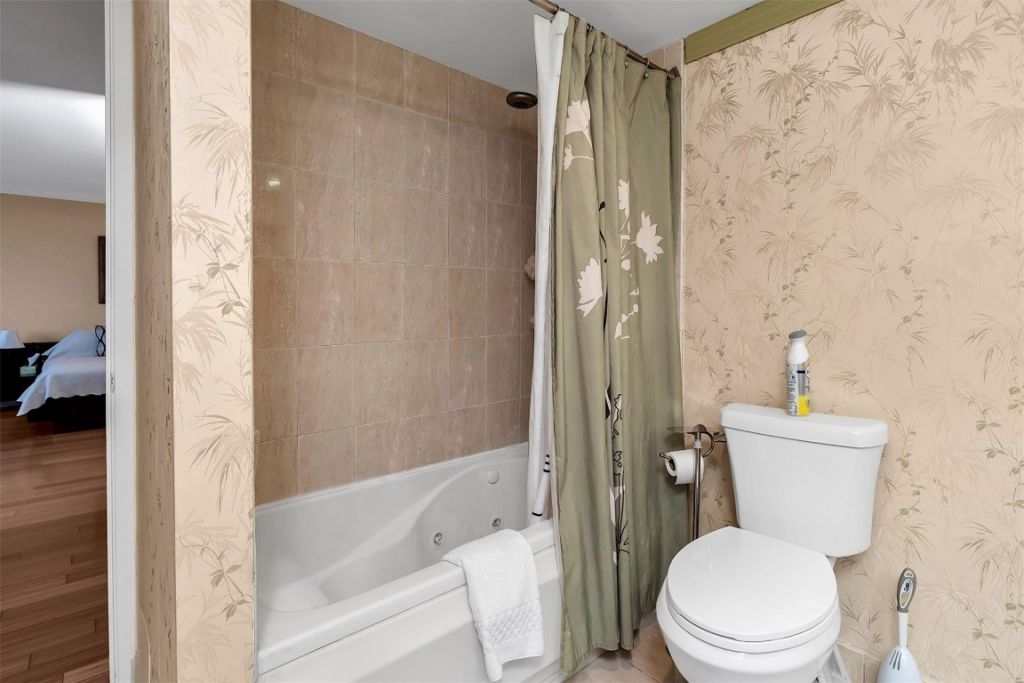 4300 N Ocean Boulevard, Unit 4F, Fort Lauderdale, FL 33308 Photo