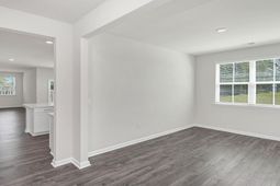 449 Leathertree Lane photo 4