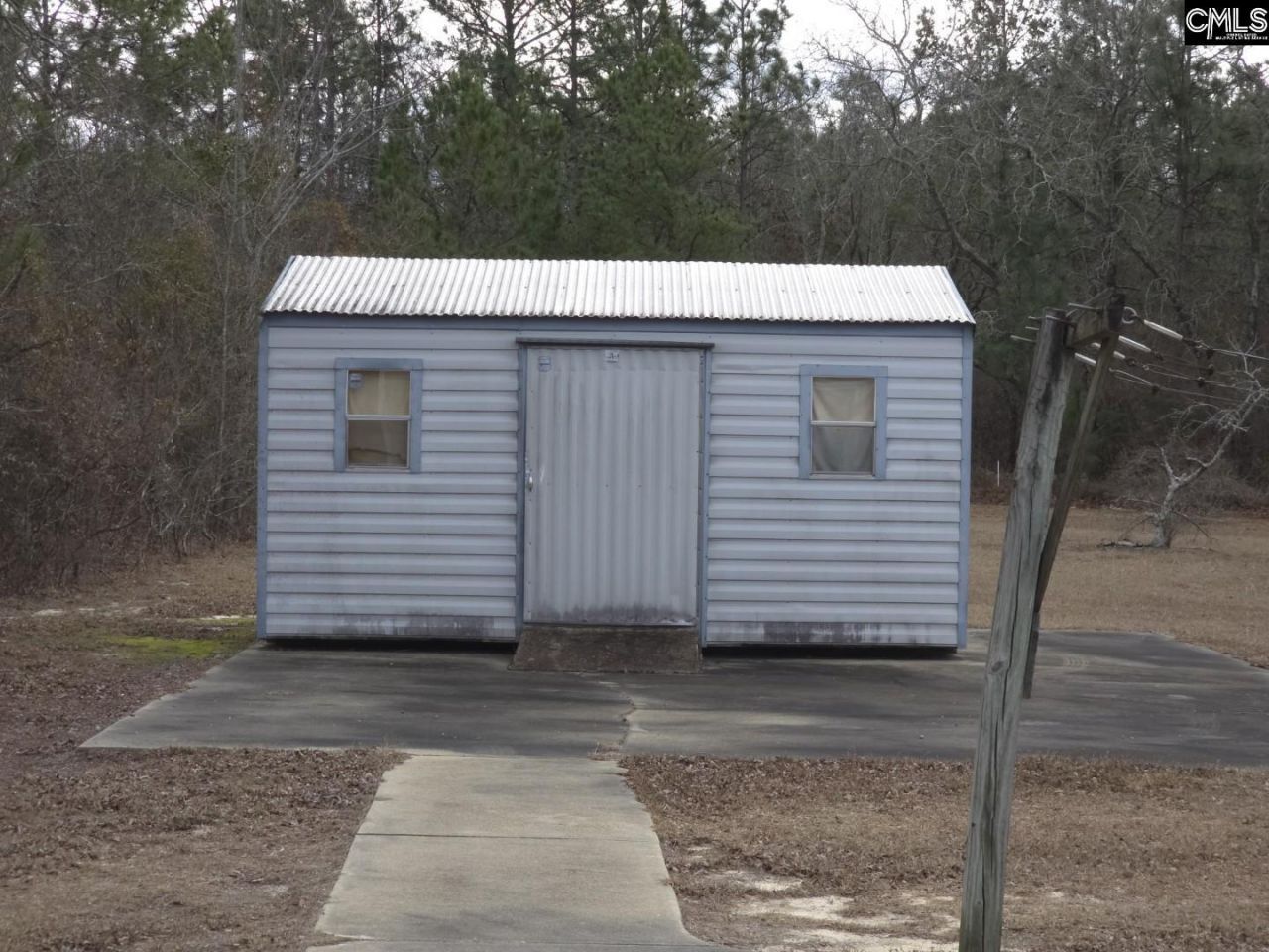 307 Tom Adams Road  Photo 32