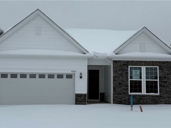8304 Clydesdale Drive, Mentor, OH 44060