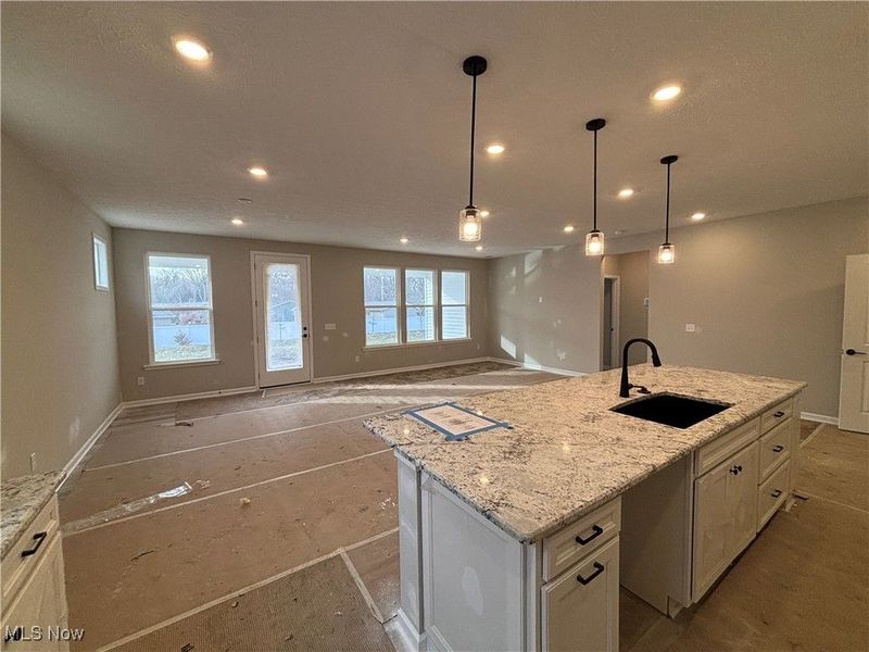 8304 Clydesdale Drive, Mentor, OH 44060 Photo 4