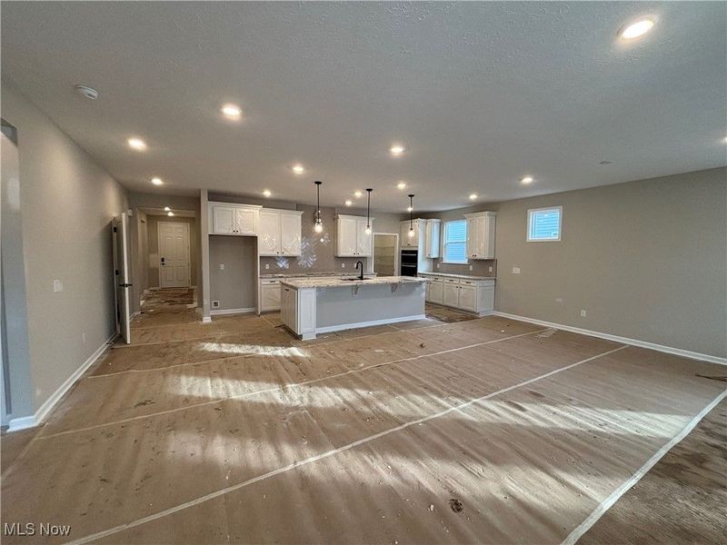 8304 Clydesdale Drive, Mentor, OH 44060 Photo 5